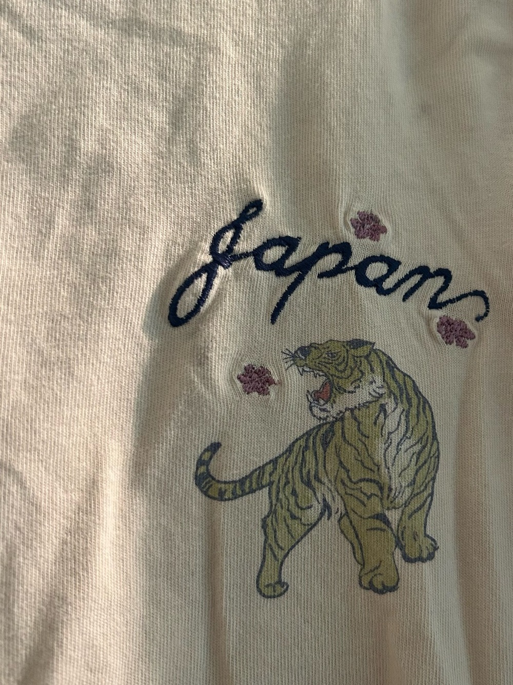 Japan inspired Tee - Picture 2 of 7